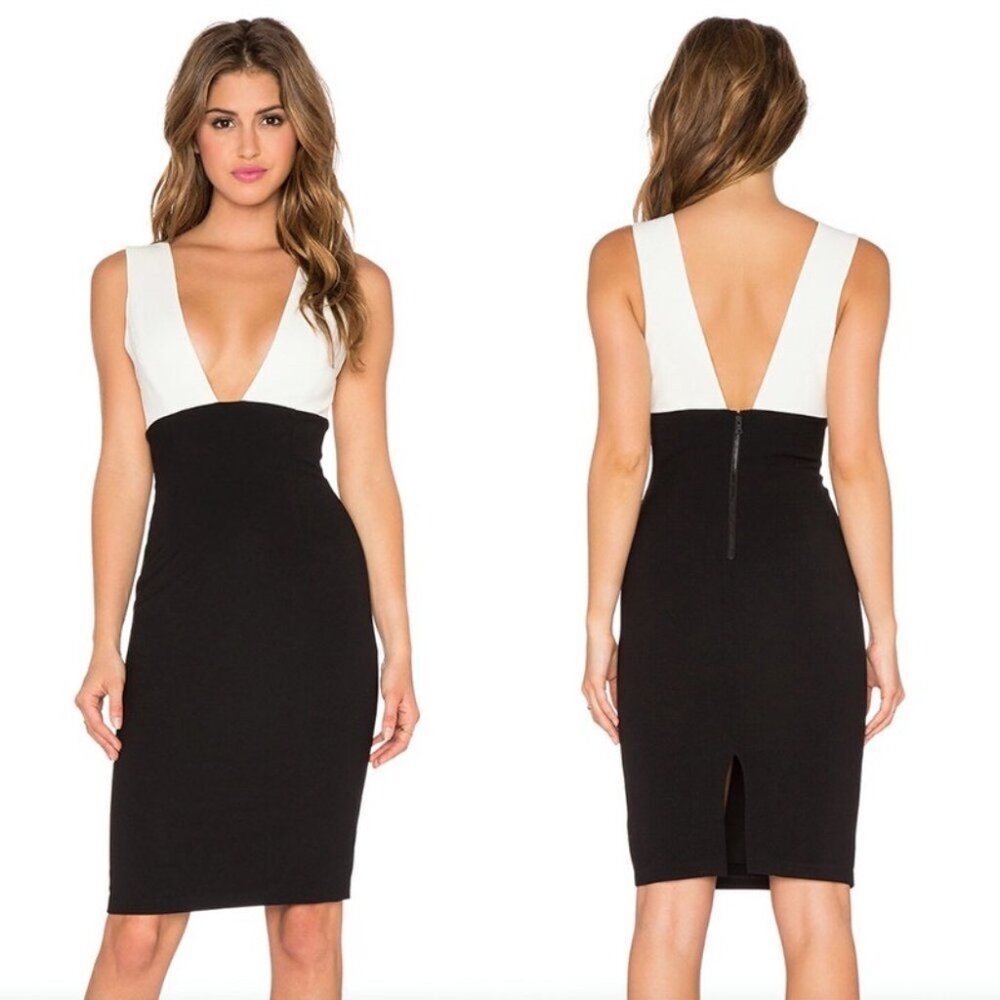 Alice + Oliva Esmira Fitted V Neck Dress in Cream and Black size 8